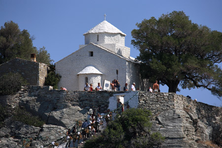 Fil:Agios ioannis mamma mia chapel.jpg