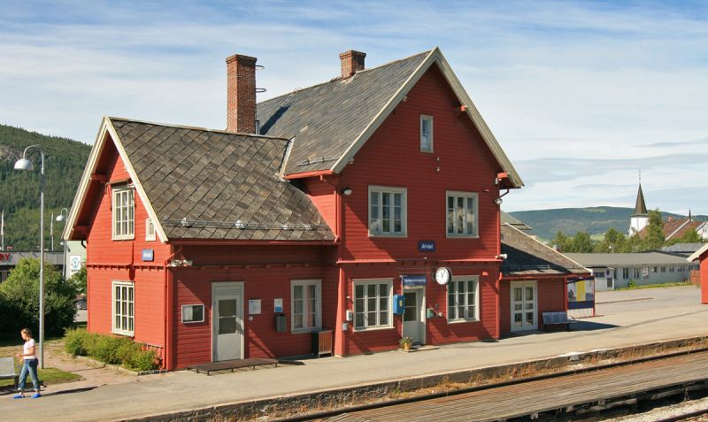 Fil:Alvdal stasjon.jpg