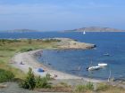 Sandø har flotte sandstrender. Øya er et populært utfartssted for folk med egen båt. Foto: Karl Ragnar Gjertsen