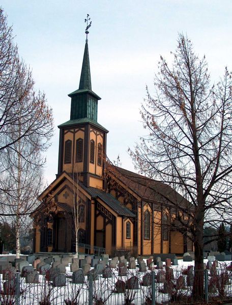Fil:Honefoss-kirke-tb05.jpg