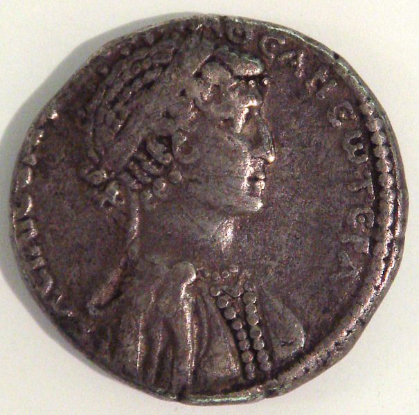 Fil:CleopatraVIICoin.jpg