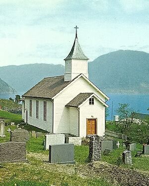 Holmedal kirke.jpg
